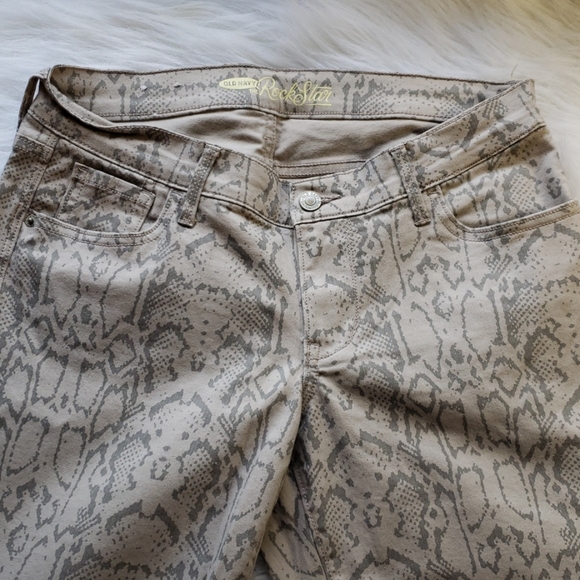 NWOT Rockstar Old Navy Jeans - Picture 4 of 9